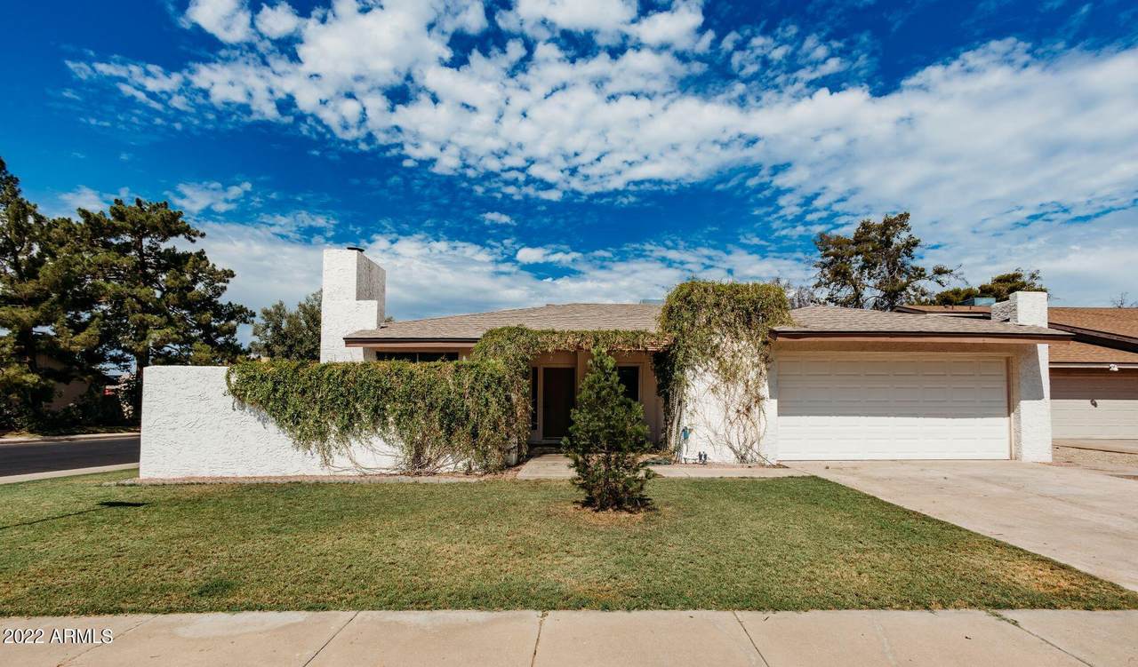 1836 Rogers Circle - Photo 1