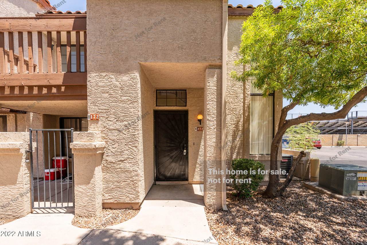 839 Westwood - Photo 1