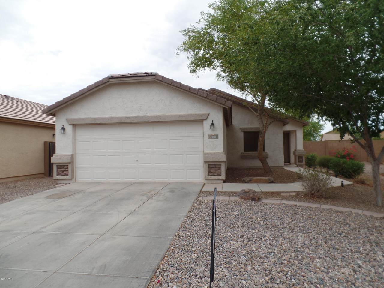 208 Cactus Street - Photo 1