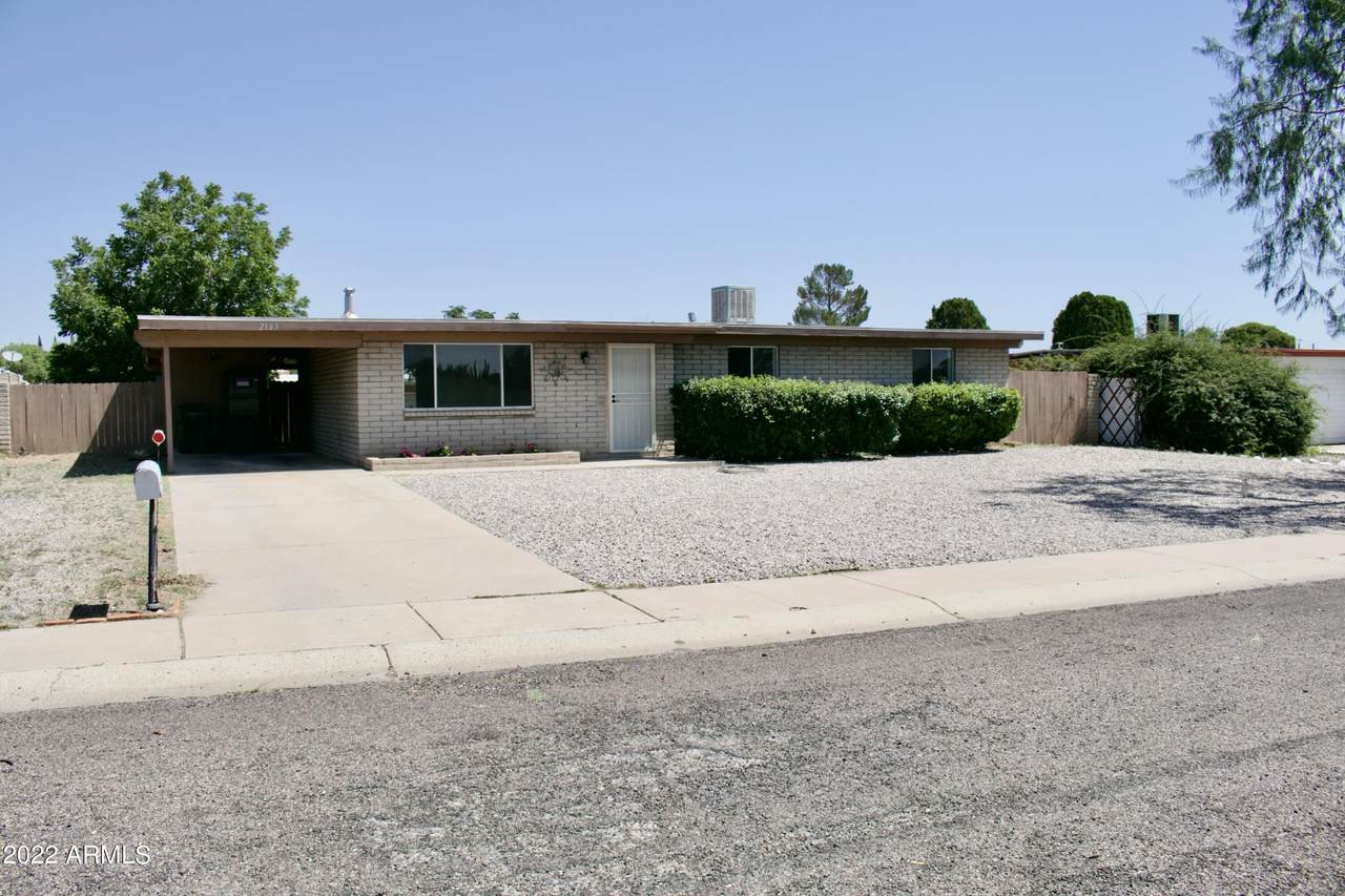 2183 Busby Drive - Photo 1