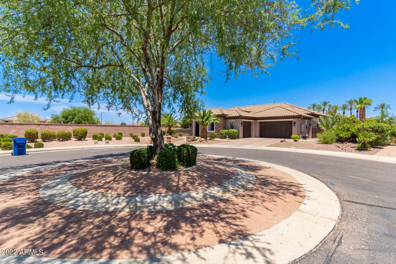 4001 Welch Court - Photo 1