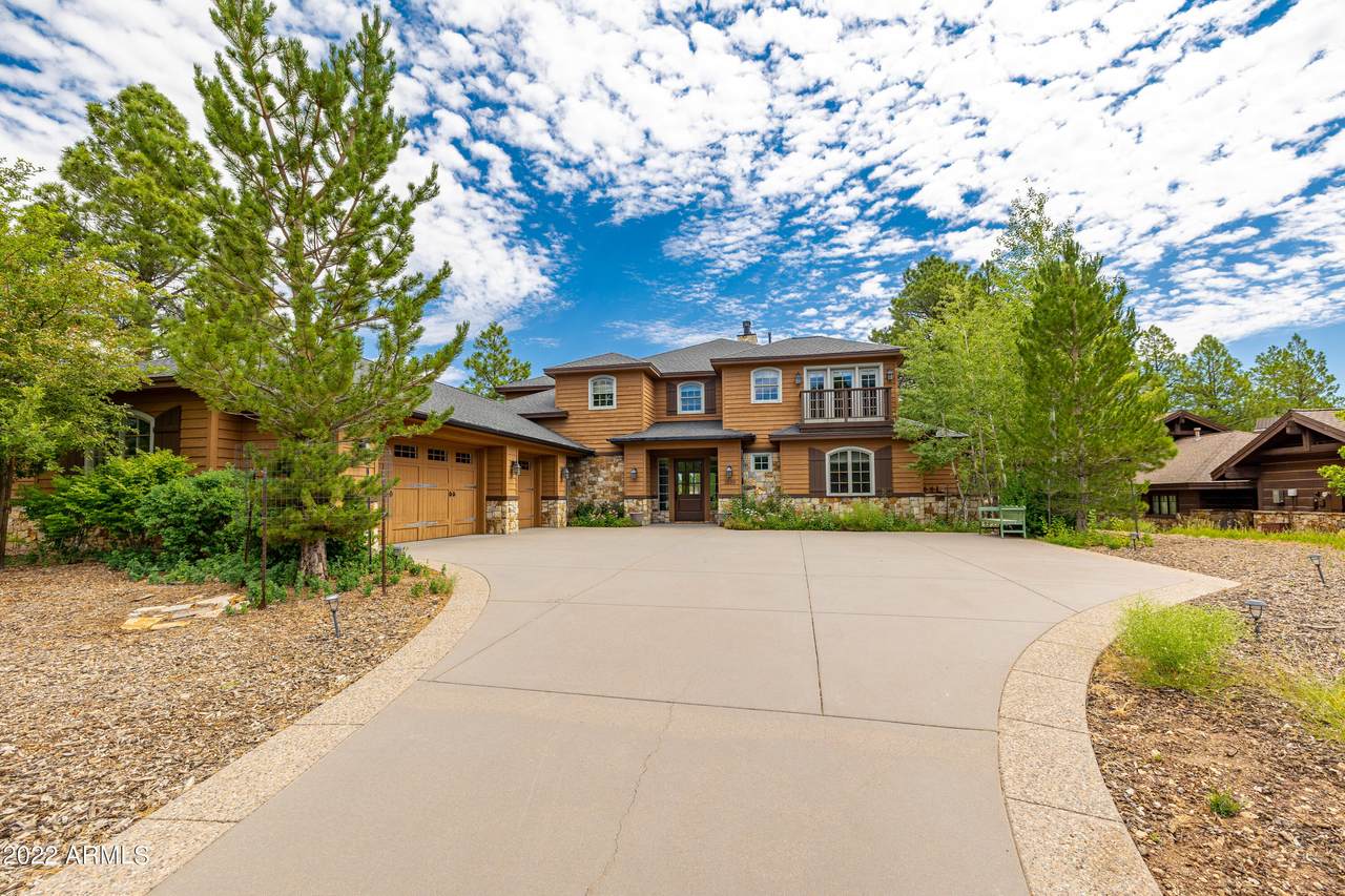3299 Tehama Circle - Photo 1