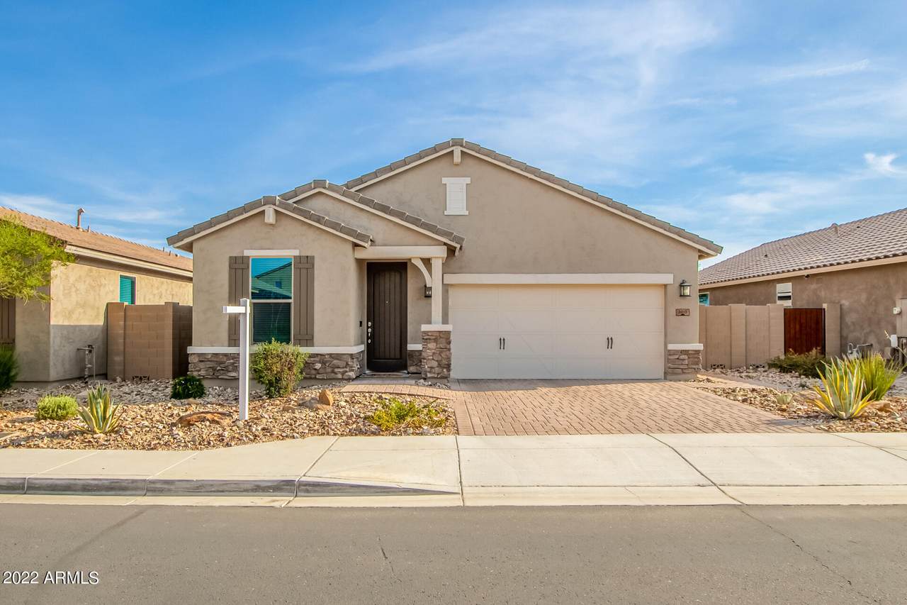 3015 Laredo Lane - Photo 1