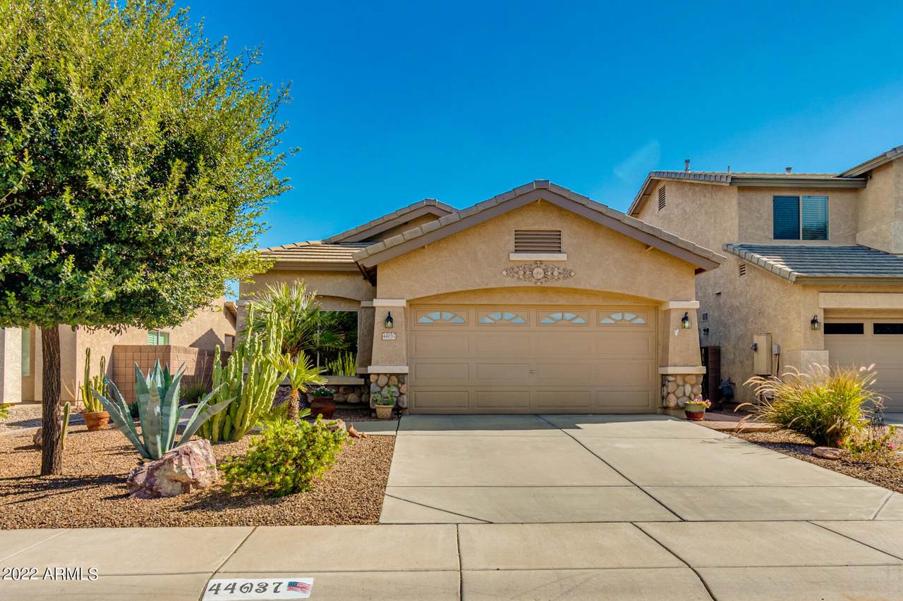44037 Garden Lane - Photo 1