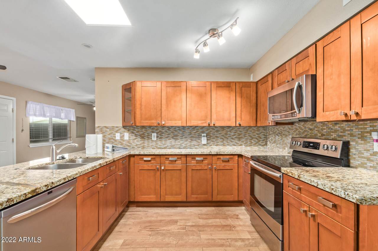 11133 Desert Butte Drive - Photo 1
