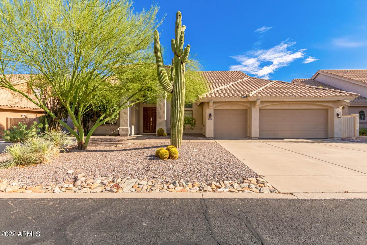 12715 Lupine Avenue - Photo 1
