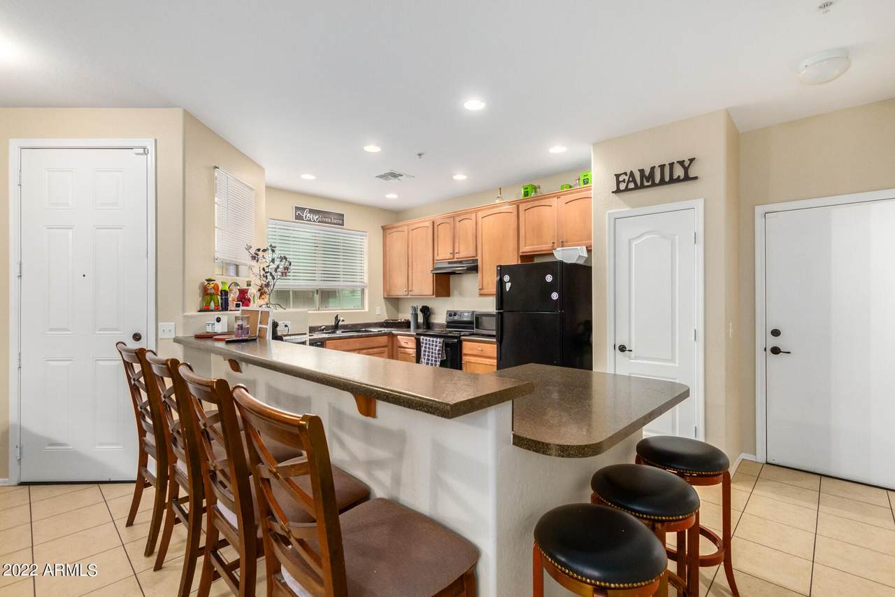 1255 Rialto - Photo 1