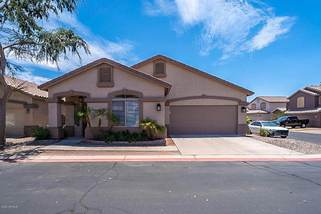 8802 University Drive - Photo 1