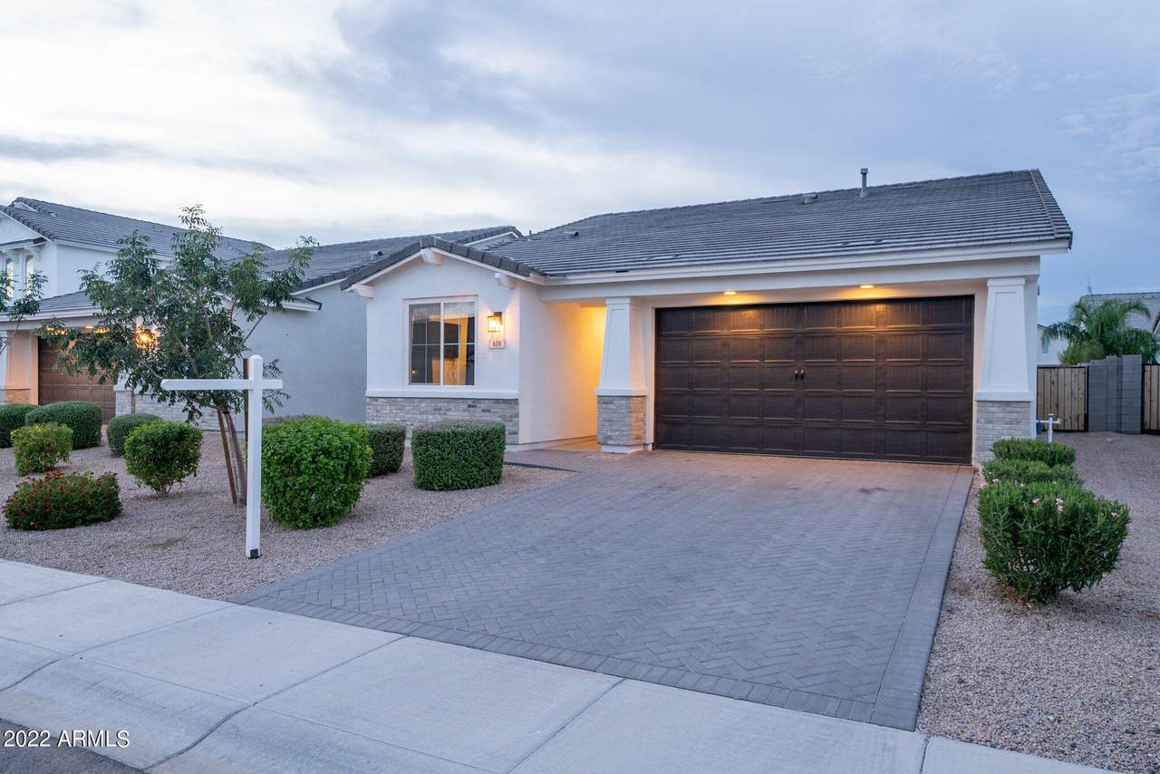 610 Vail Lane - Photo 1