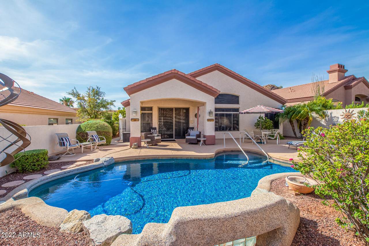 6334 Viewmont Drive - Photo 1