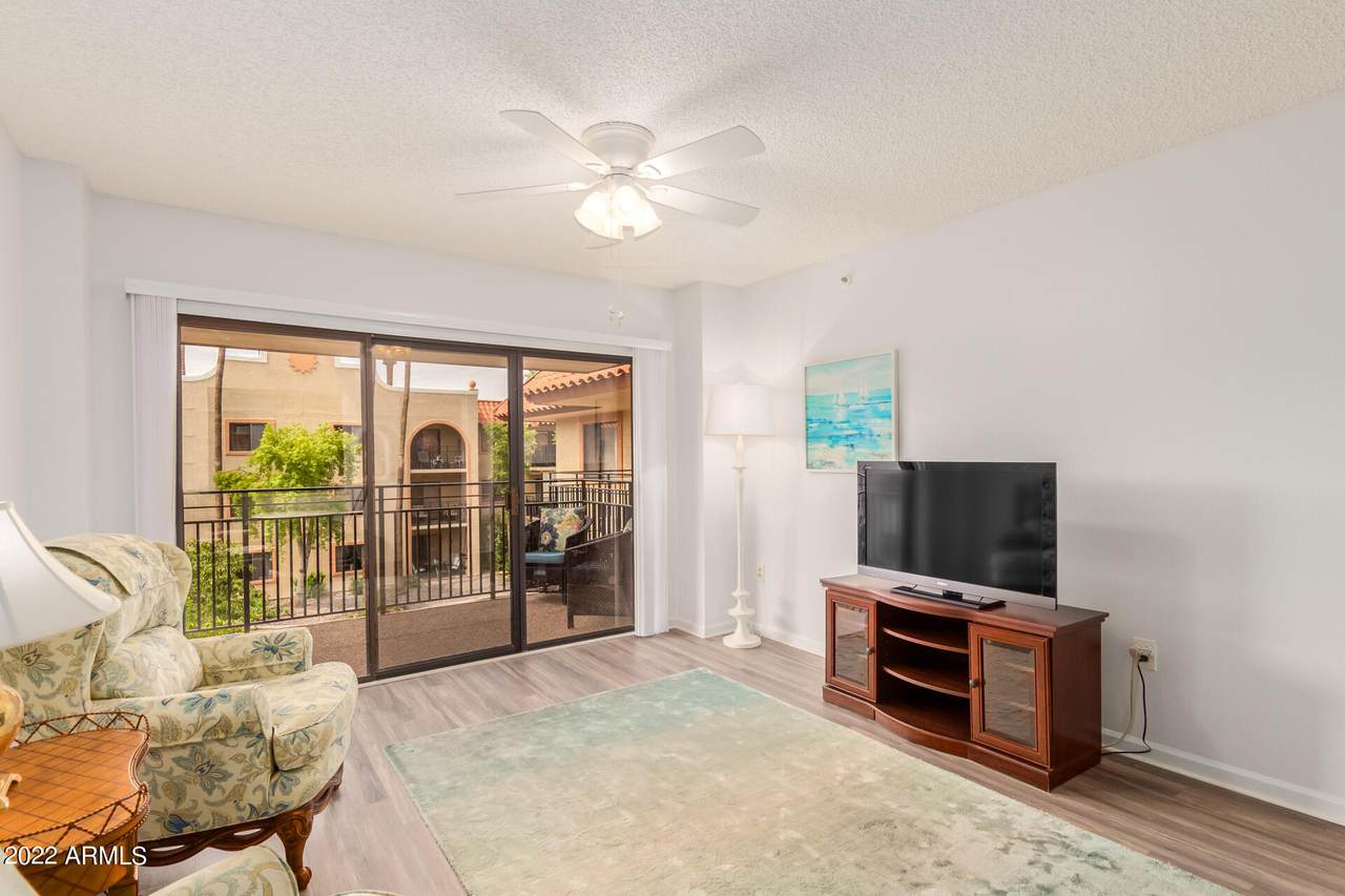 10330 Thunderbird Boulevard - Photo 1