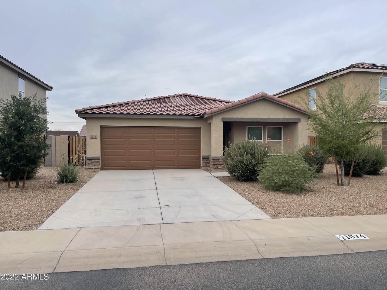 1074 Kachina Drive - Photo 1