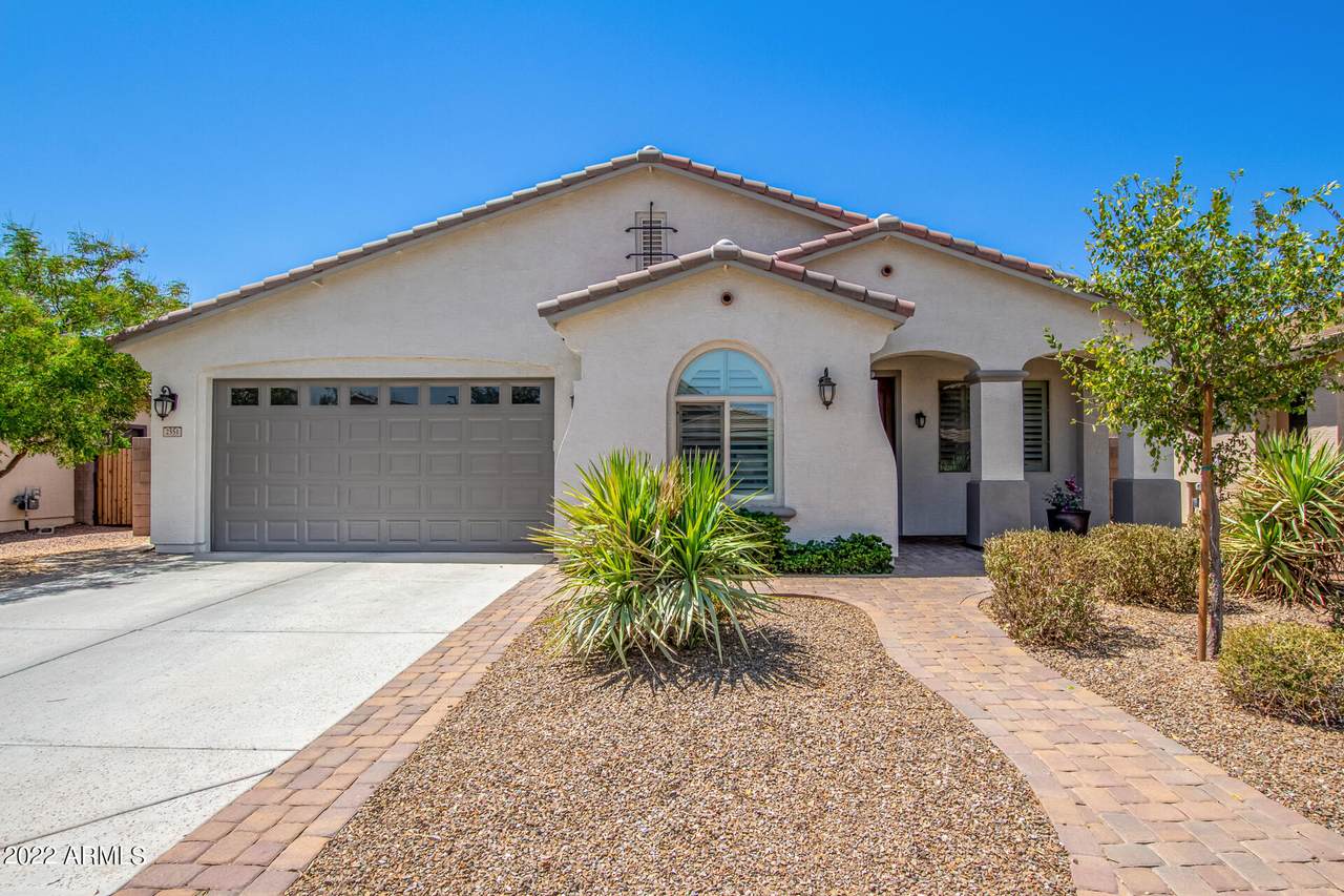 2551 Eleana Lane - Photo 1