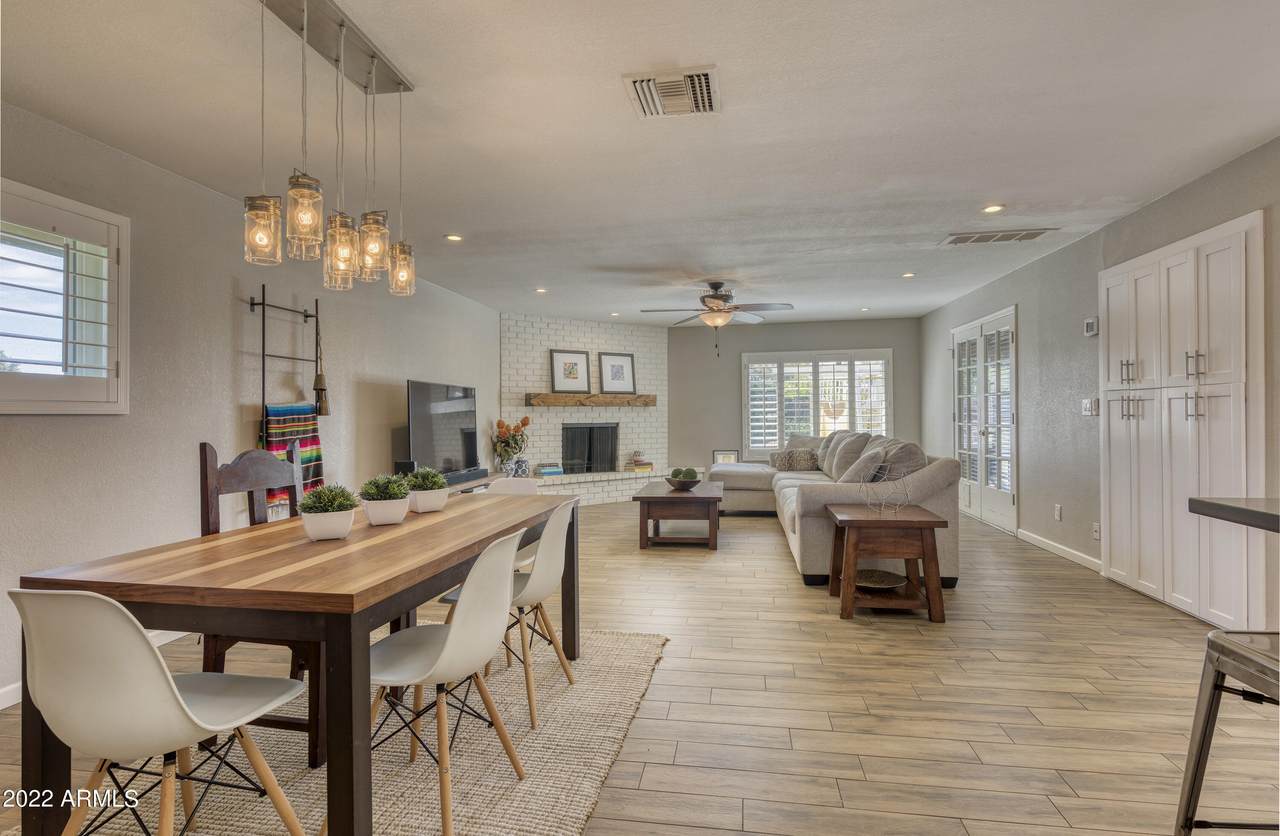 11207 39TH Street - Photo 1