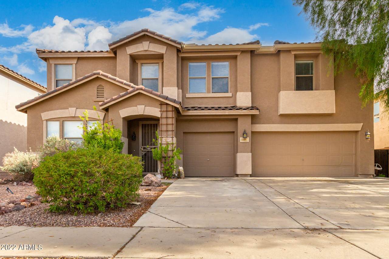 3207 Lucia Drive - Photo 1
