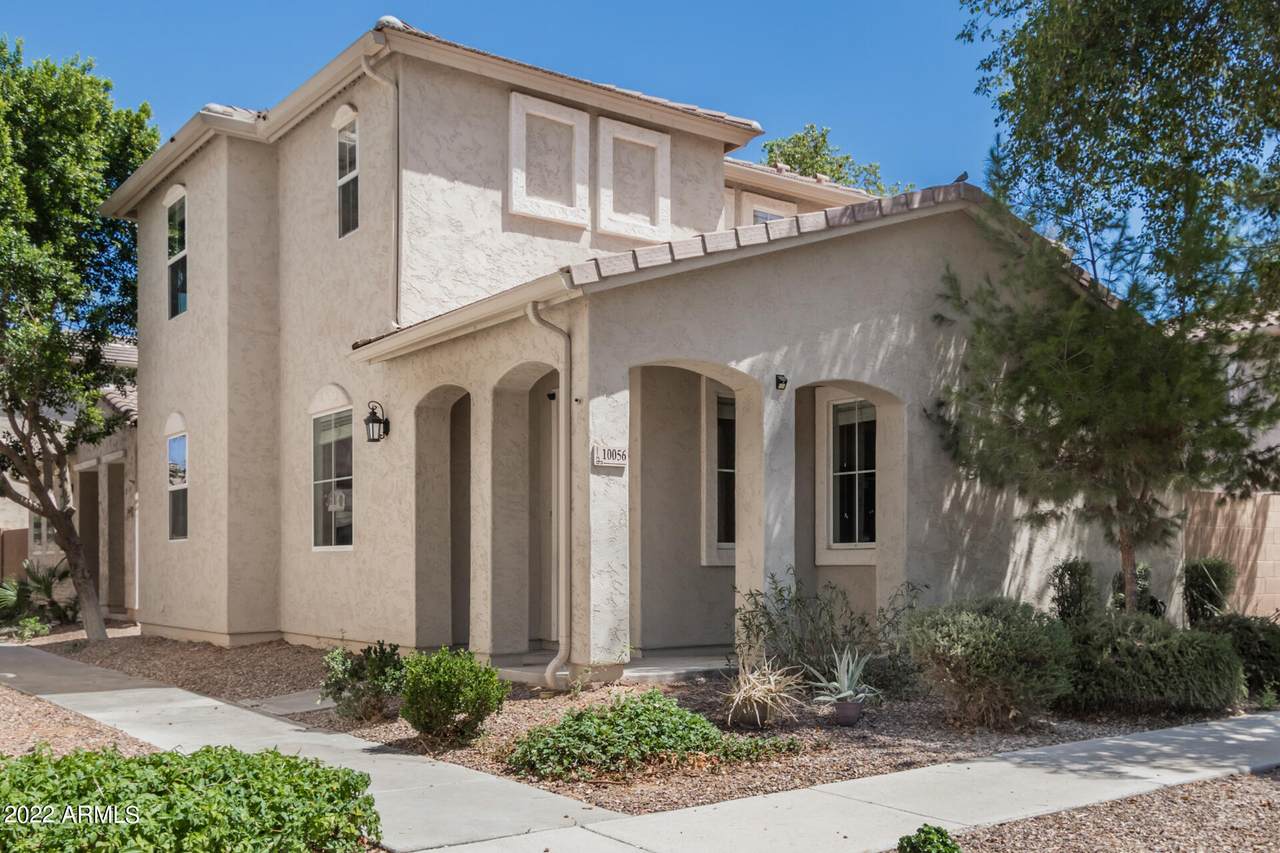 10056 Isleta Avenue - Photo 1