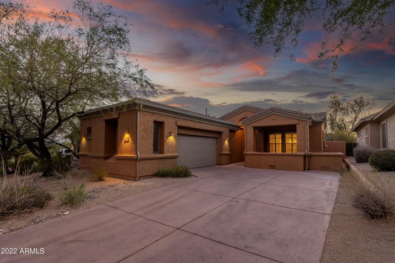 20424 95TH Place - Photo 1