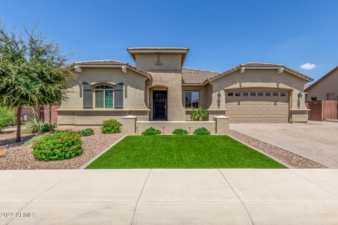 1008 Pagoda Avenue - Photo 1
