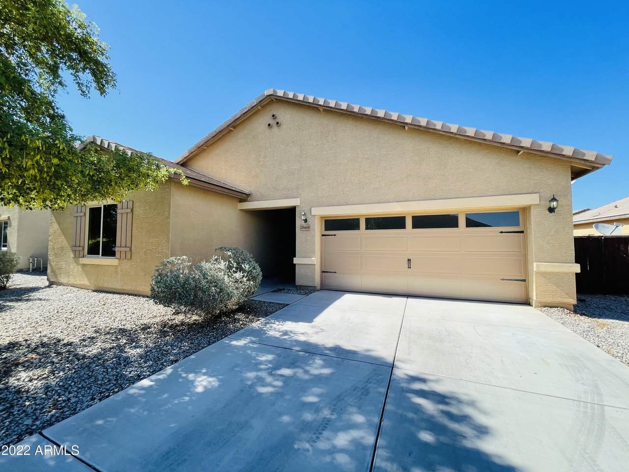 25408 Park Avenue - Photo 1