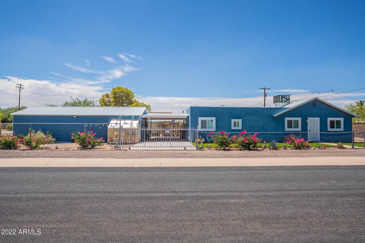 936 3RD Street - Photo 1