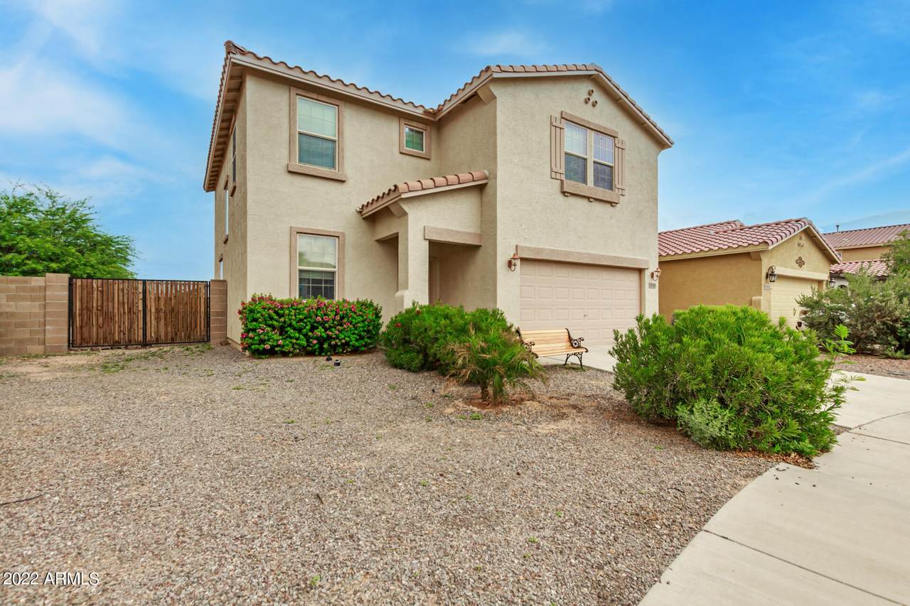 18384 Lariat Road - Photo 1