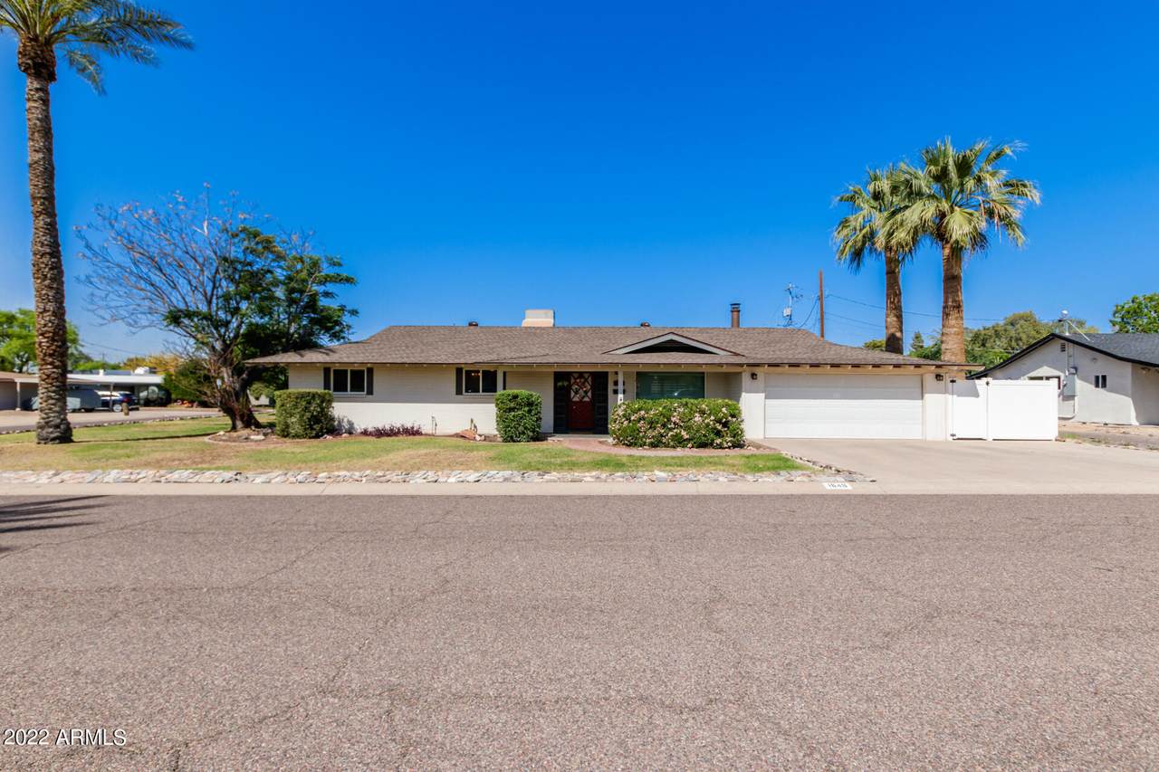 1646 Rovey Avenue - Photo 1