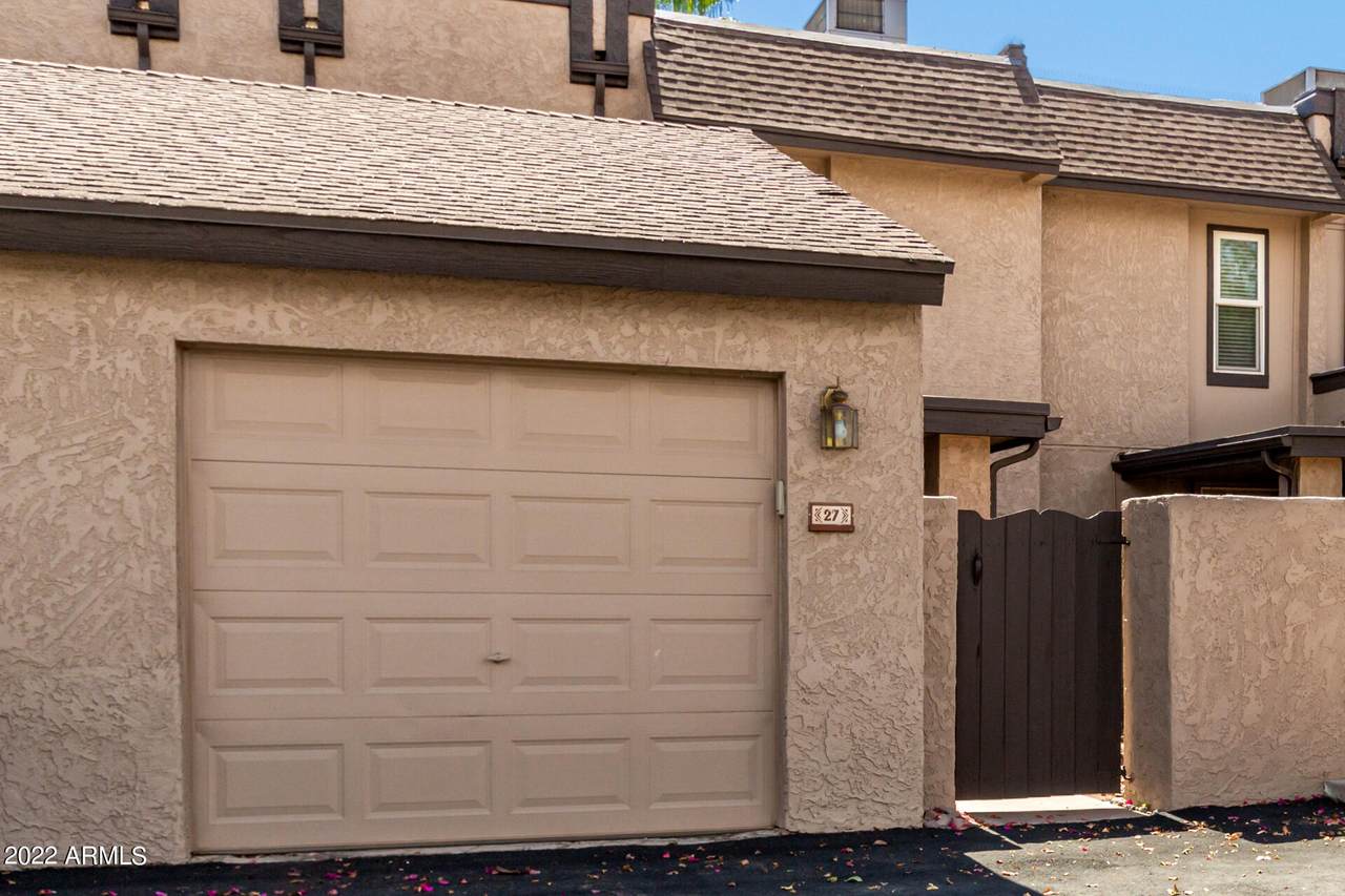 2312 Lindner Avenue - Photo 1