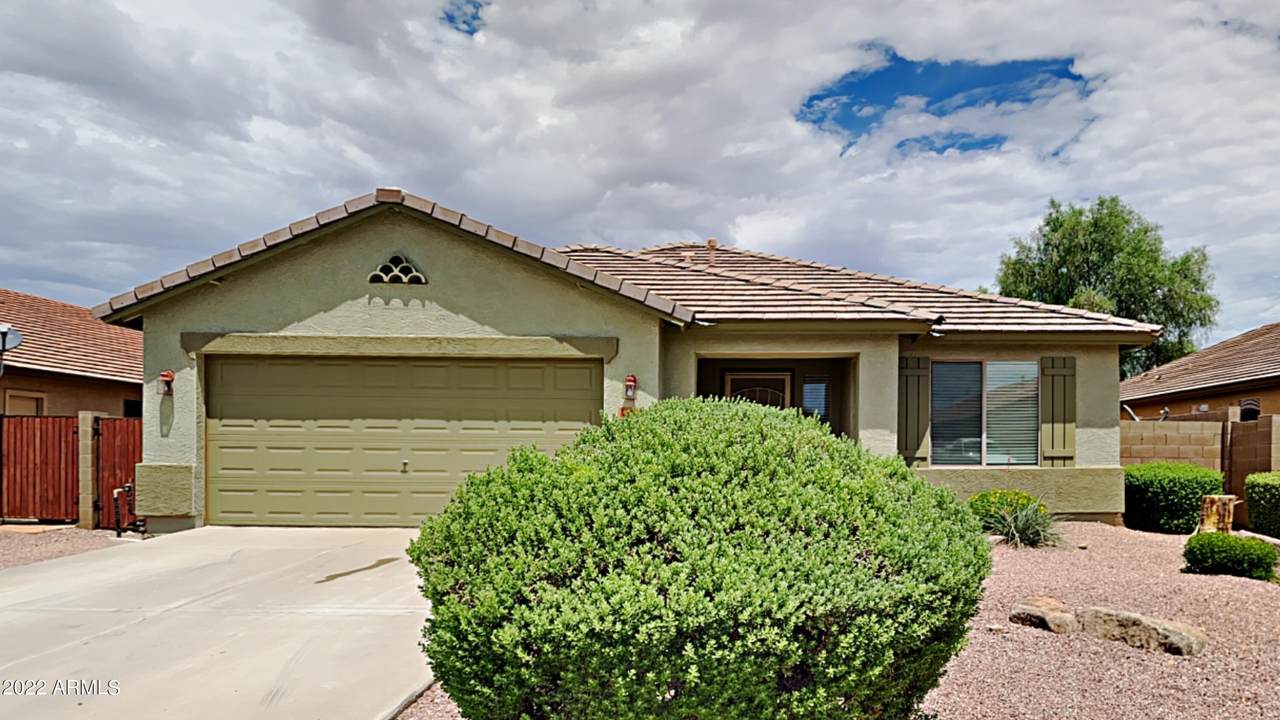 702 Jersey Way - Photo 1