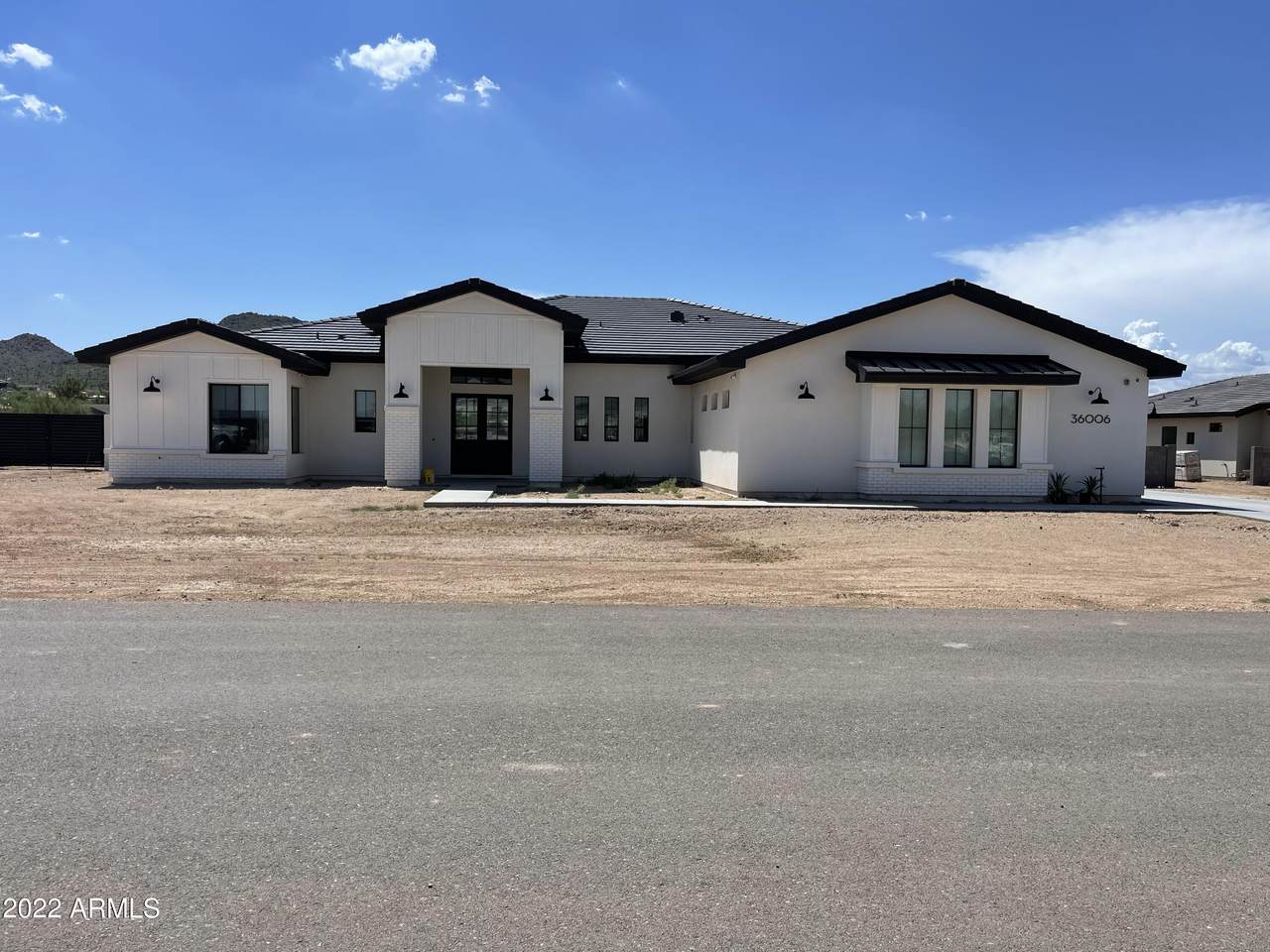 2410 Desert Hills Drive - Photo 1