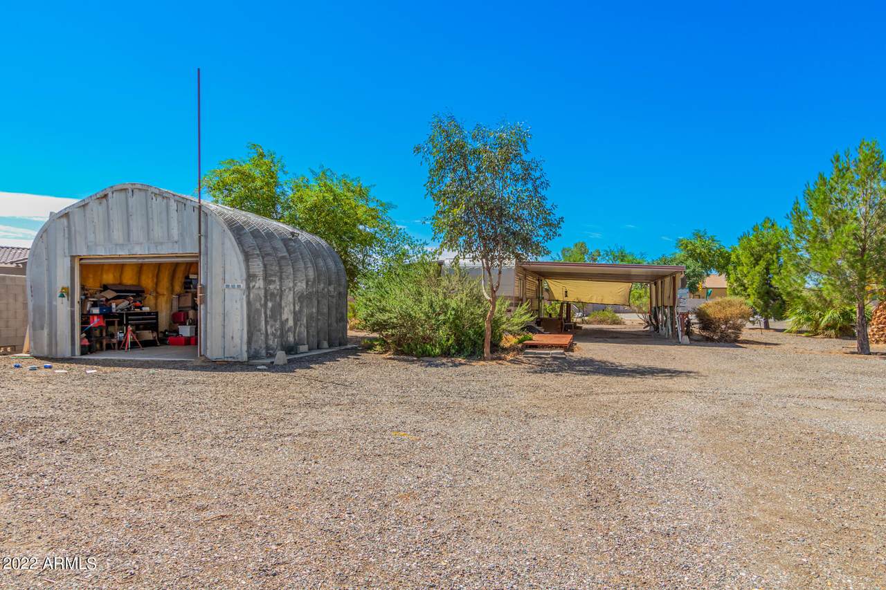 20900 Arlington Road - Photo 1