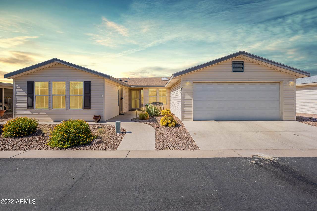 3301 Goldfield Road - Photo 1
