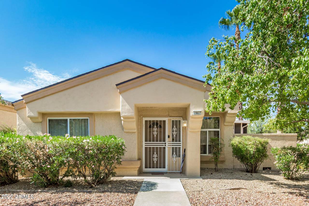 19827 Greenview Drive - Photo 1
