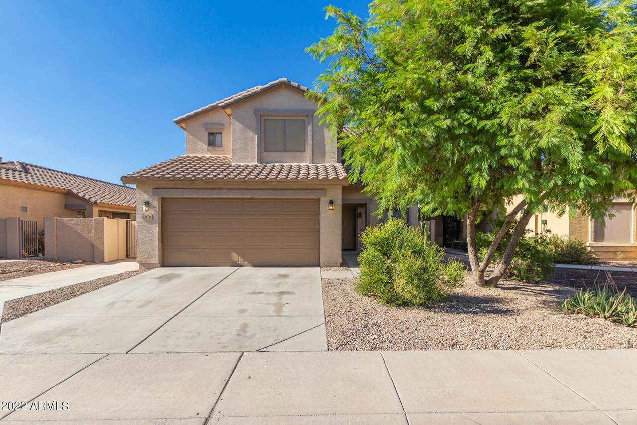 44194 Lindgren Drive - Photo 1