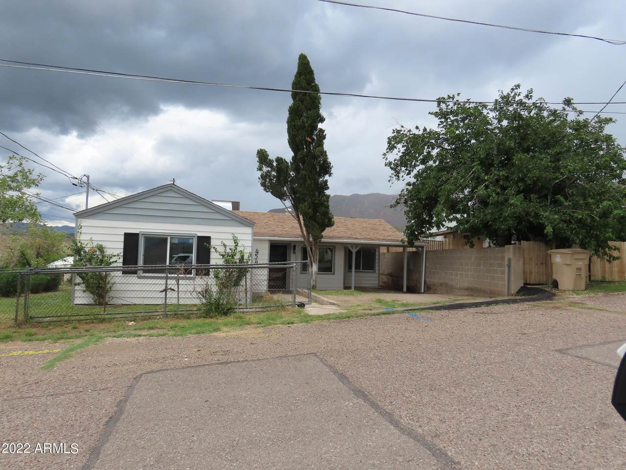 454 Ray Street - Photo 1