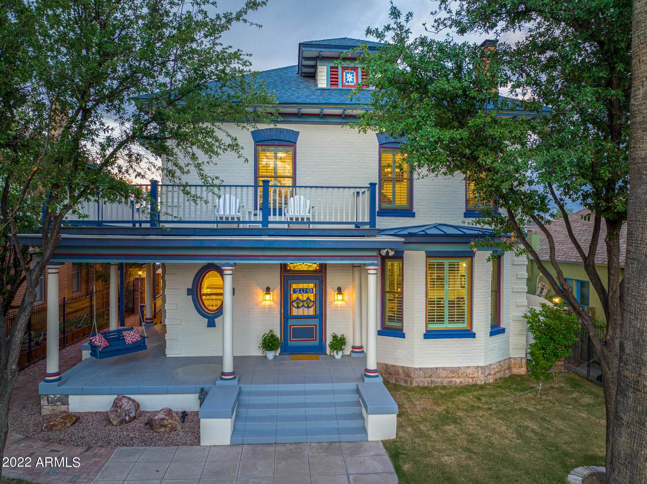 509 6th Avenue - Photo 1