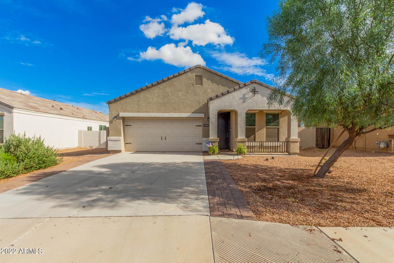 3915 Maggie Drive - Photo 1