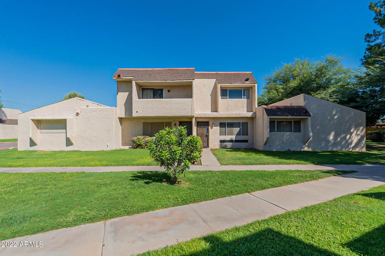 950 Valencia - Photo 1