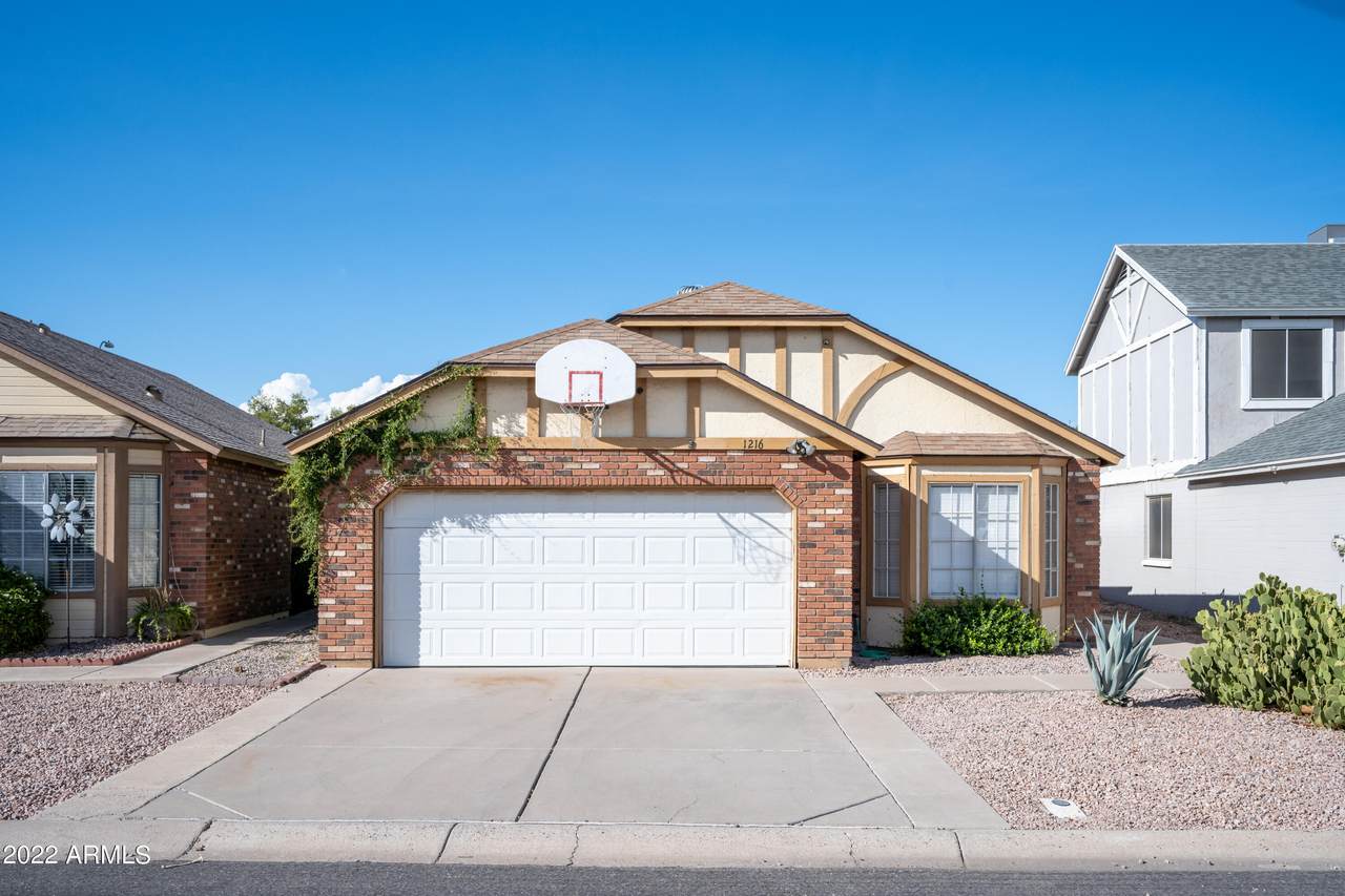 1216 Straford Drive - Photo 1