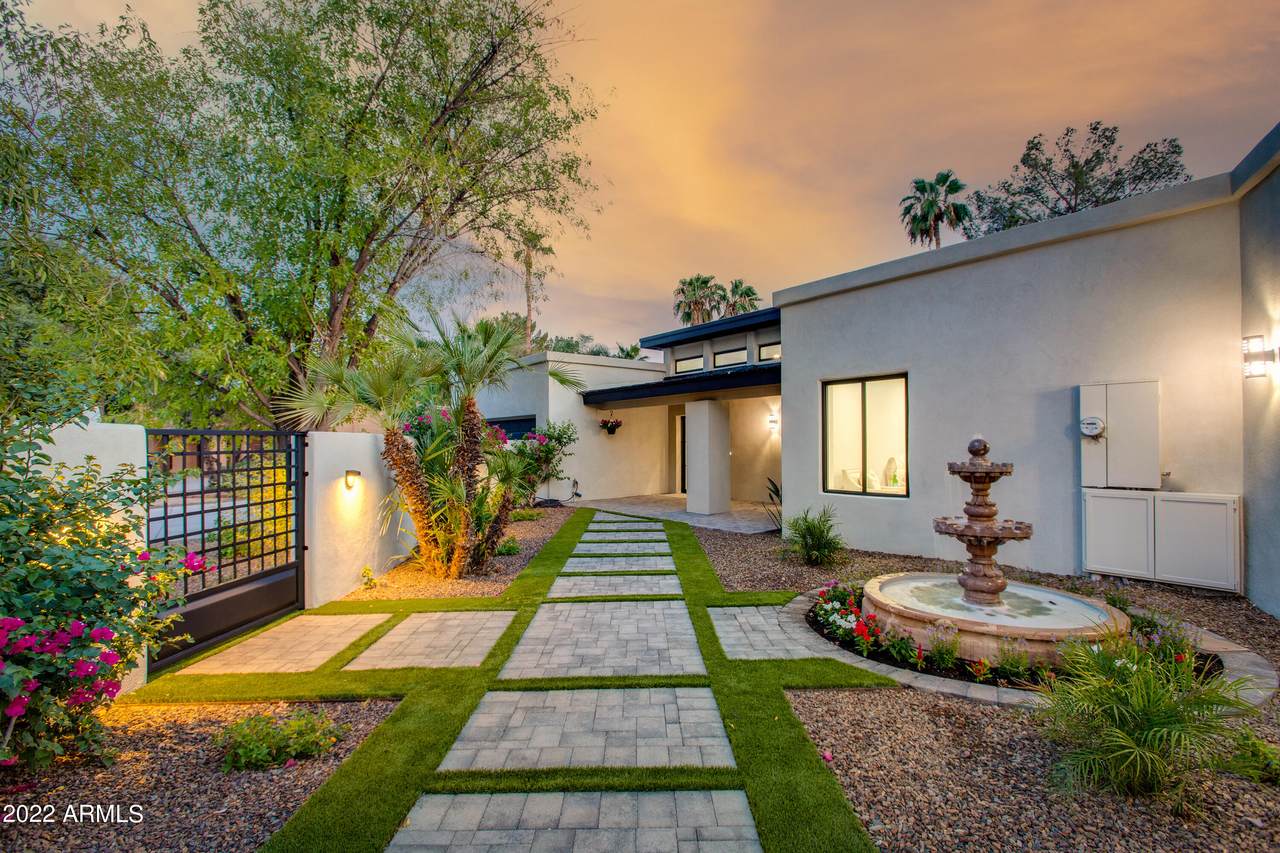 7401 Via Estrella Avenue - Photo 1
