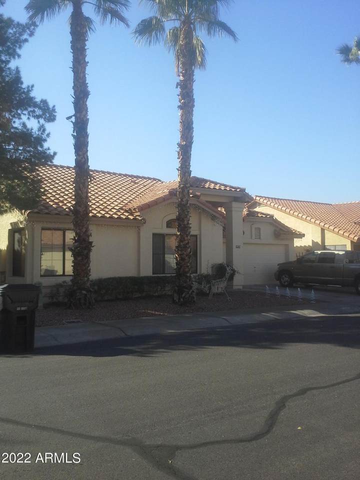10725 Laurelwood Lane - Photo 1