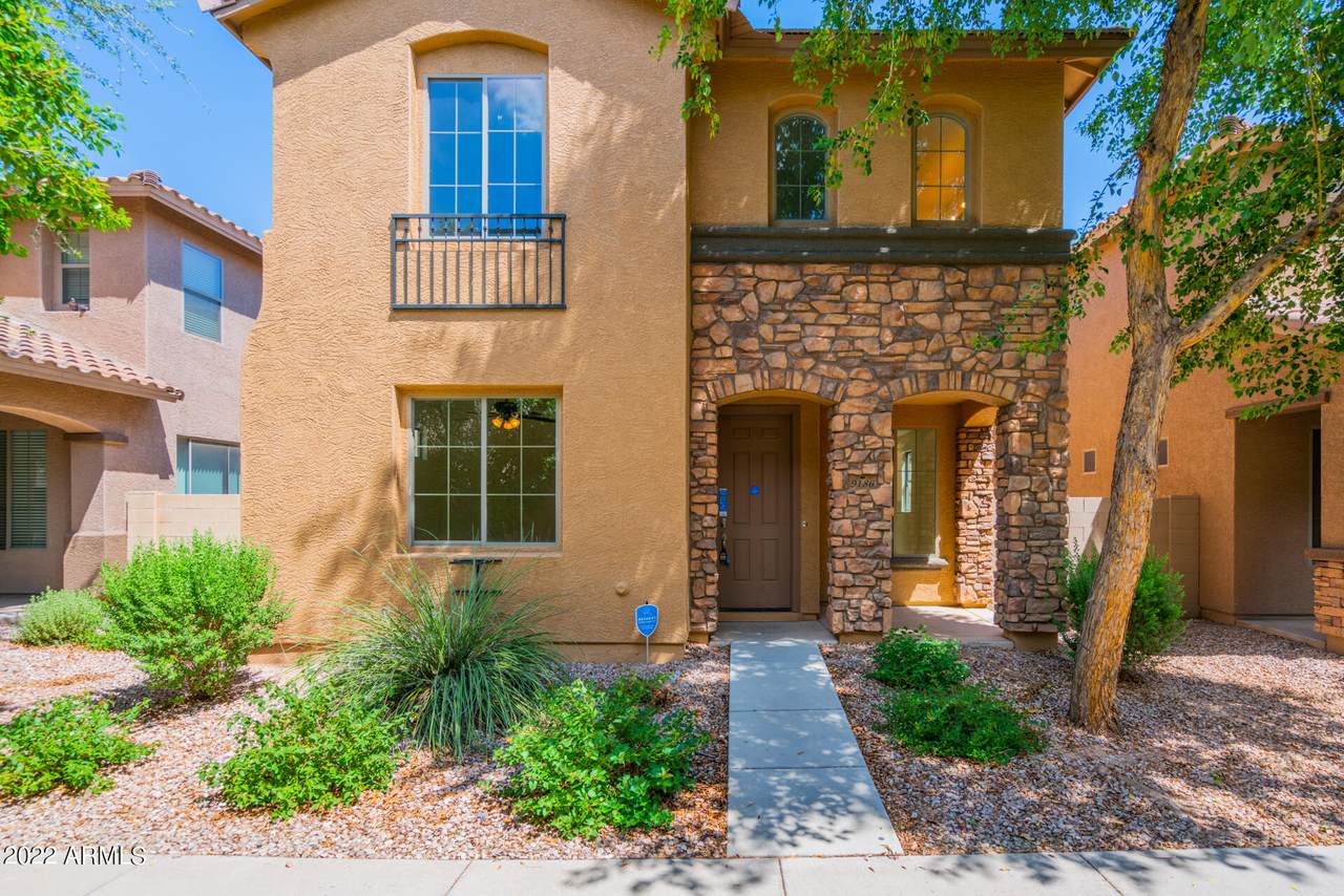 9186 Meadow Drive - Photo 1