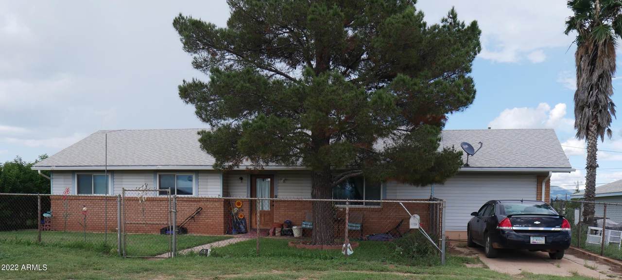 10125 Sandstone Drive - Photo 1