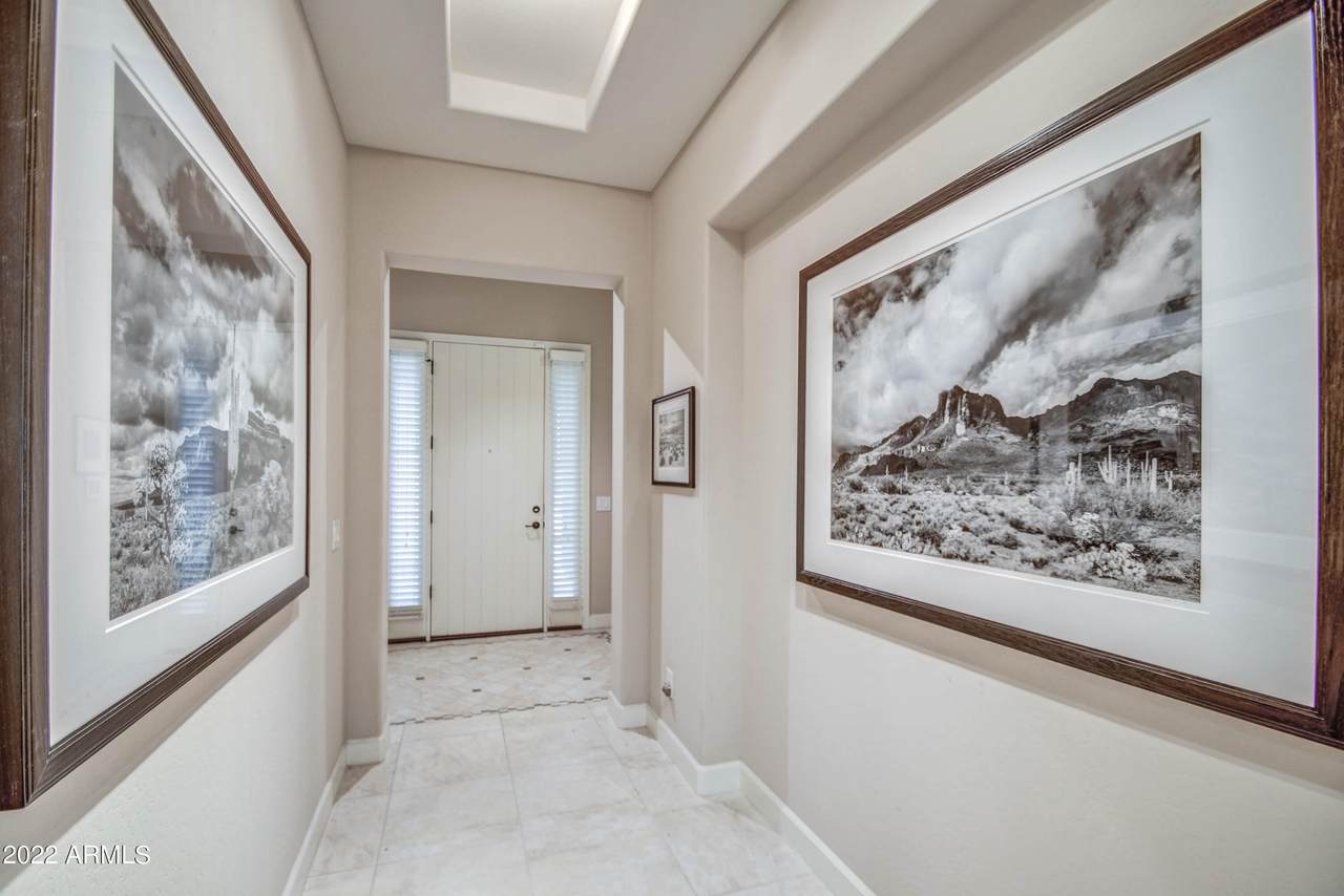 10554 Lincoln Avenue - Photo 1