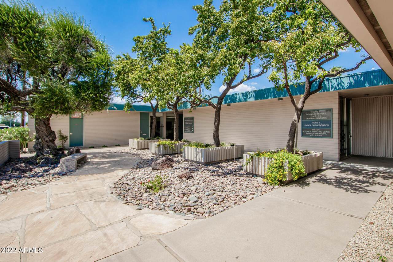 5406 Glenn Drive - Photo 1