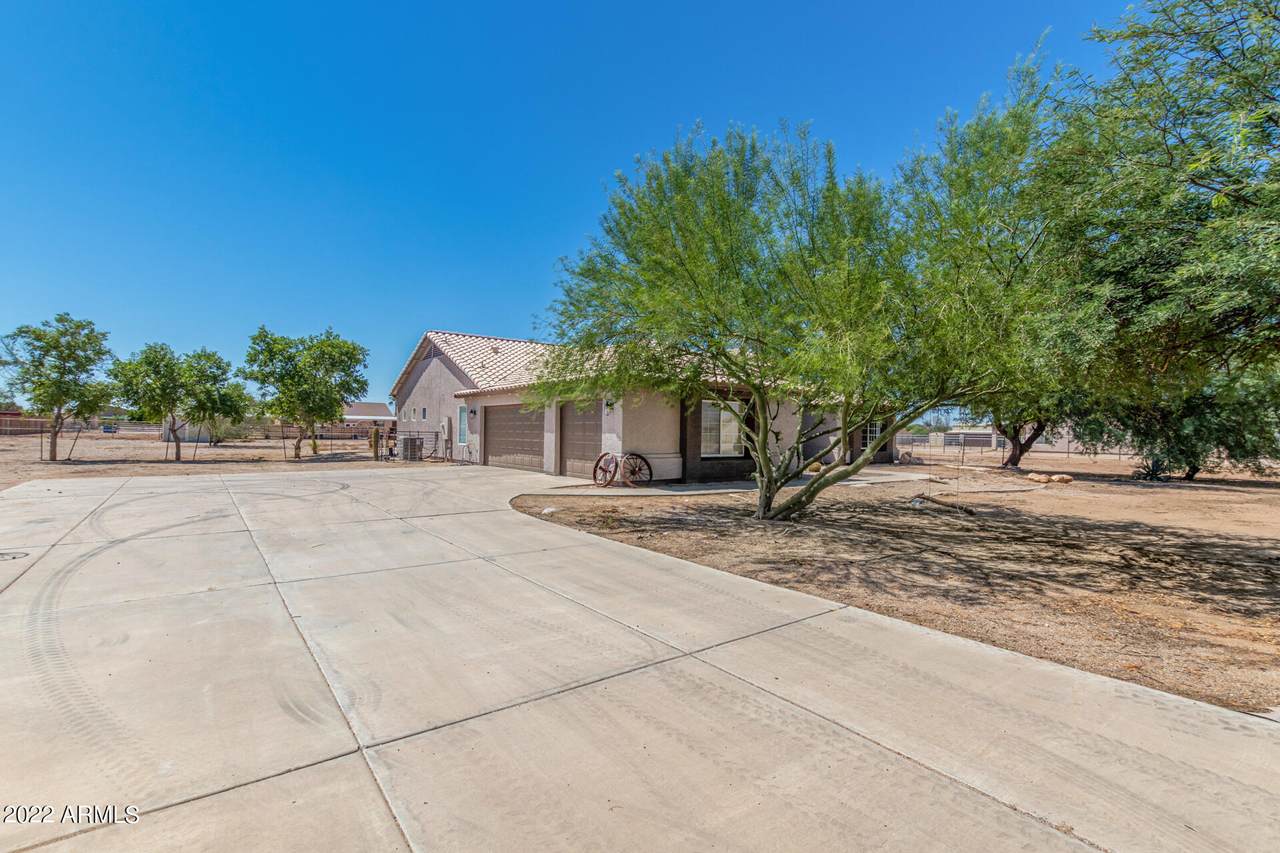 3983 Triple Crown Drive - Photo 1