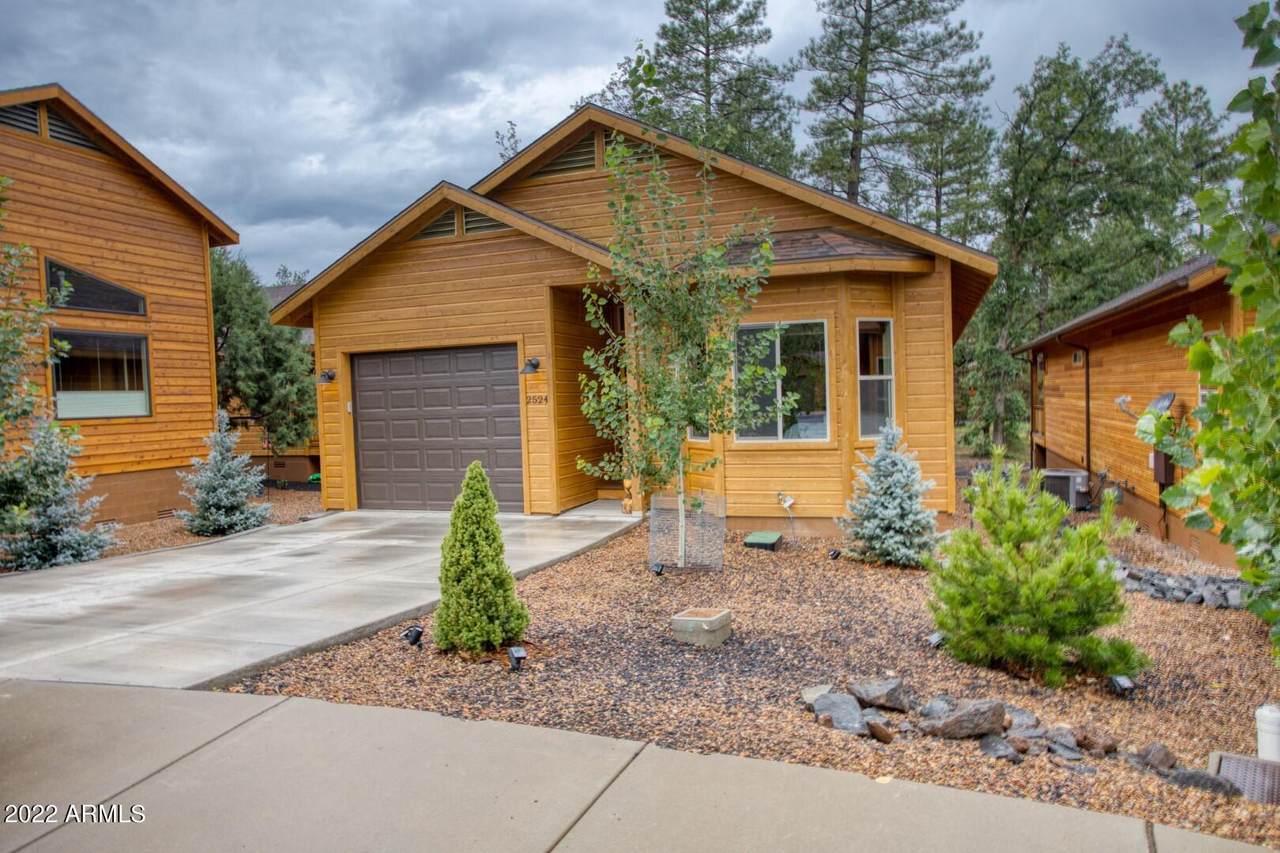 2524 Waters Edge Lane - Photo 1
