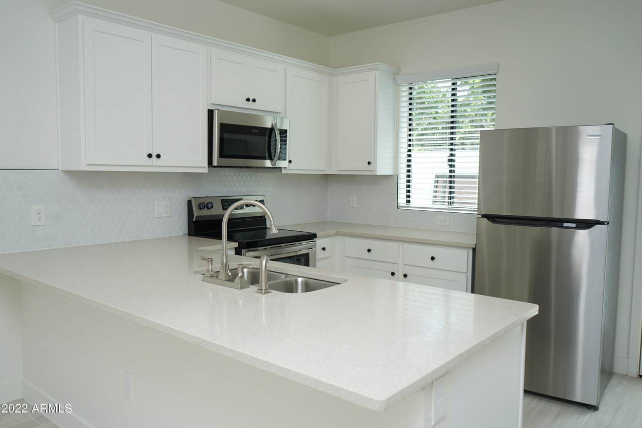 21050 23RD Avenue - Photo 1