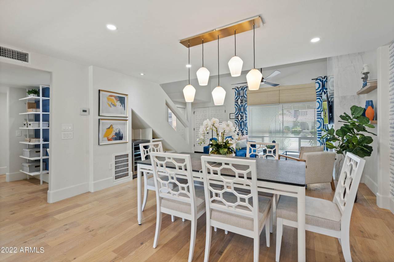 7110 Buena Terra Way - Photo 1