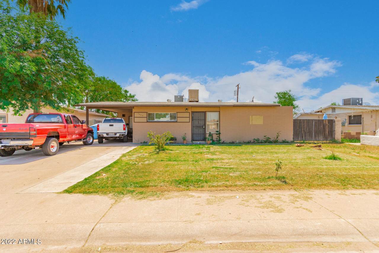 7509 Whitton Avenue - Photo 1