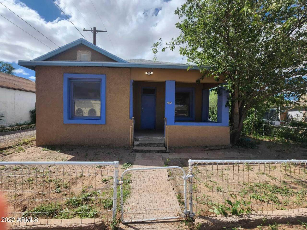 615 16TH Street - Photo 1